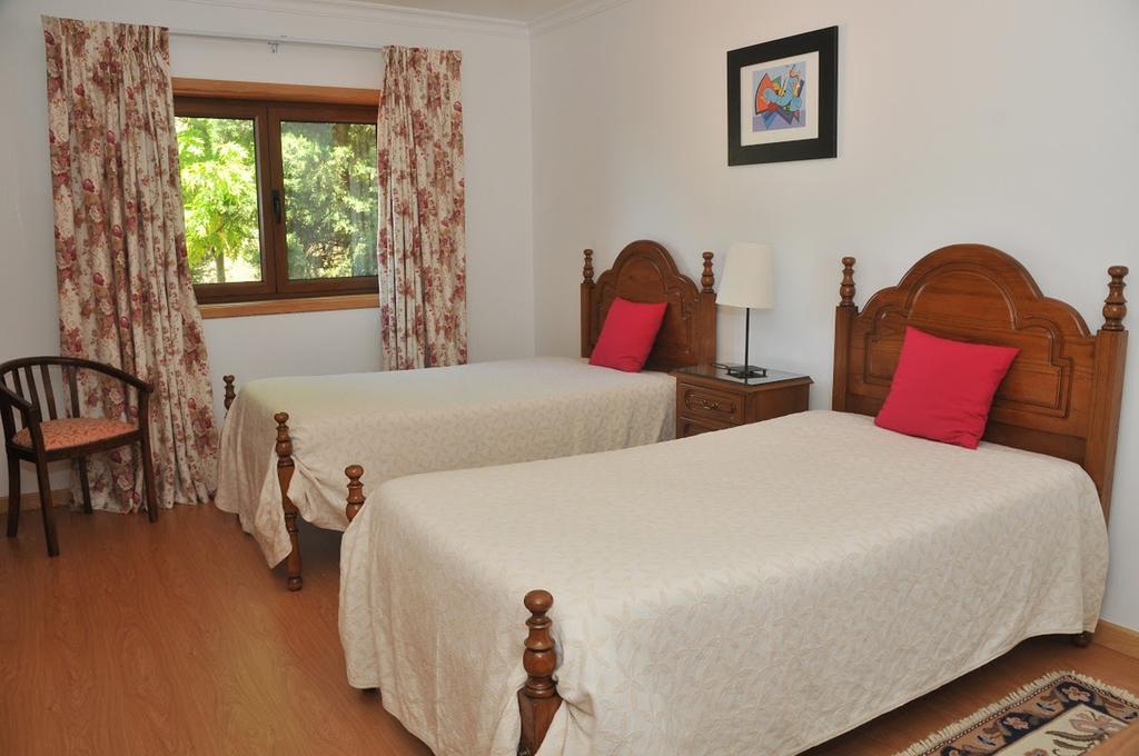 Quinta Do Vale Sanguinho Villa Seia Phòng bức ảnh