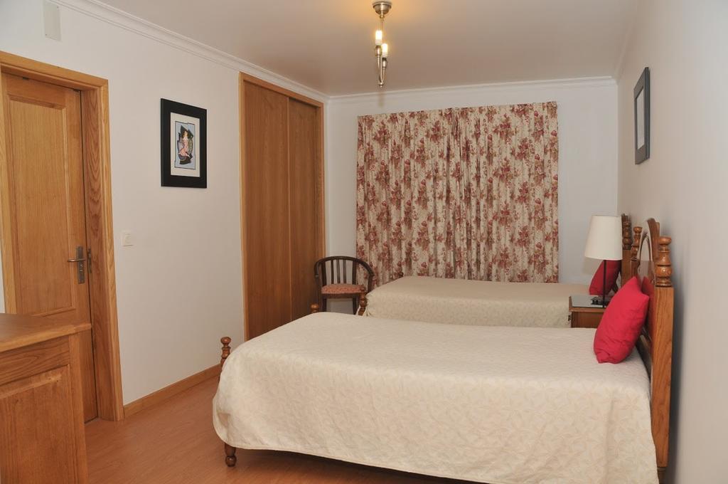 Quinta Do Vale Sanguinho Villa Seia Phòng bức ảnh